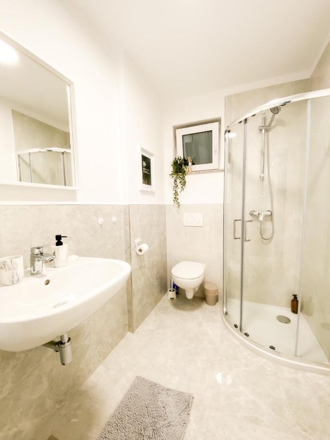 Olea Apartments Pobegi Экстерьер фото